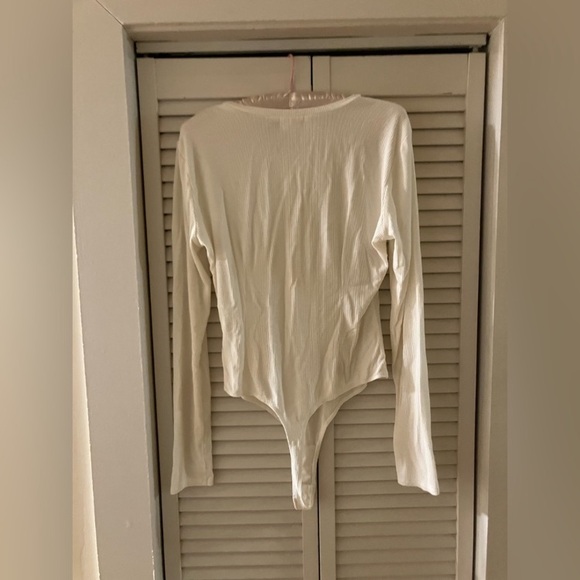 Lovers and Friends Lina White Bodysuit - Picture 6 of 11